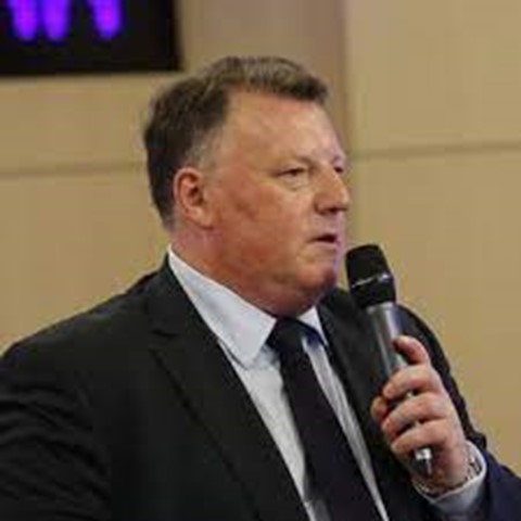 [Sergey Rukshin]