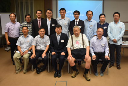 [Chinese delegation]